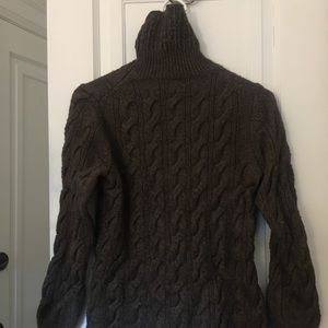 Beautiful Fall Brown Sweater L.L. Bean Size L